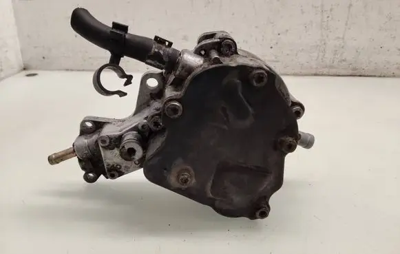 Audi A3 S3 8L Vacuum pump 038145209A