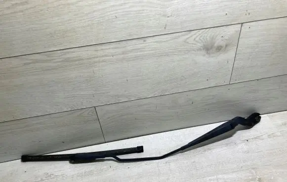 Ford Ecosport Front wiper blade arm CN1517B589AC