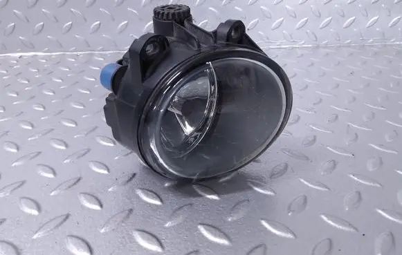 BMW X5 E53 Front fog light 6920885 63176920885