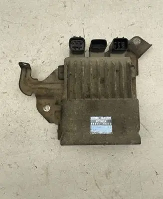 Toyota Avensis T250 Fuel injection control unit/module 8987120070 1310001371