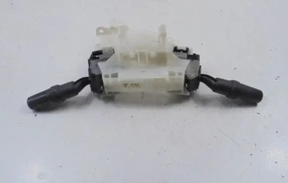 Mazda MX-5 NC Miata Wiper turn signal indicator stalk/switch 17D682A