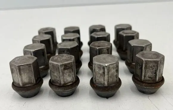 Land Rover Evoque I Nuts/bolts