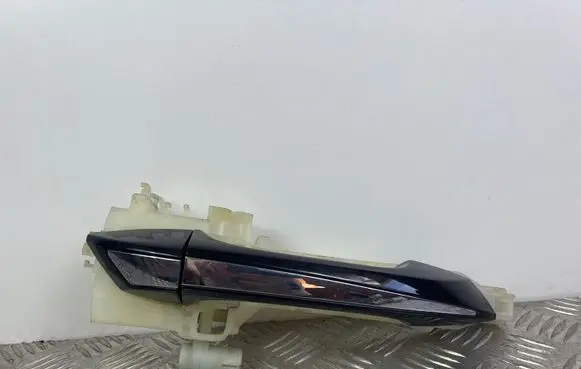 SsangYong Rexton Front door exterior handle