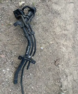 KIA Sportage Fuel tank filler neck pipe 31030R2000