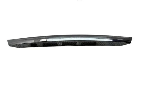 Toyota Avensis T270 Trunk door license plate light bar 7680105180 7680105170