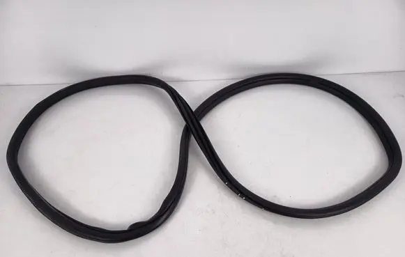 BMW 3 F30 F35 F31 Rubber seal rear door 7258311 7318511