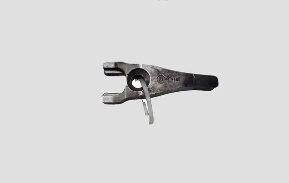Ford Mondeo MK IV Fuel Injector clamp holder