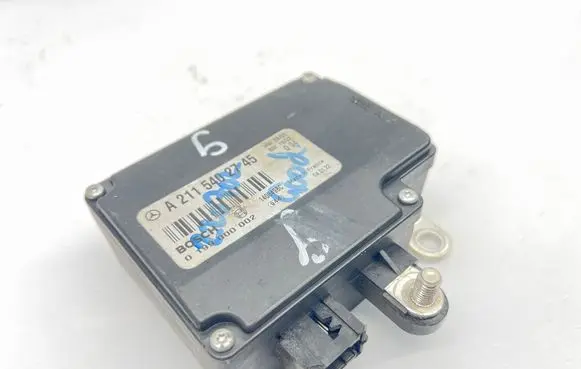Mercedes-Benz E W211 Battery control module A2115402745 0199000002