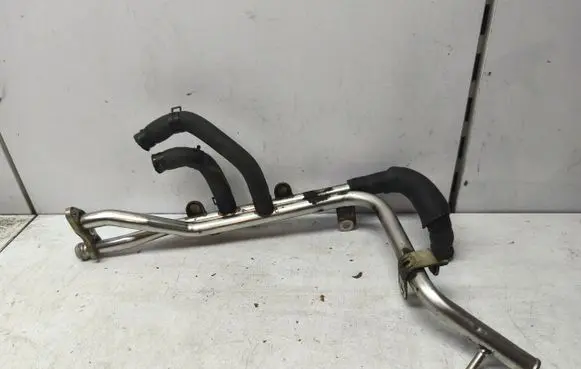 Toyota Avensis T220 Engine coolant pipe/hose 1626874230
