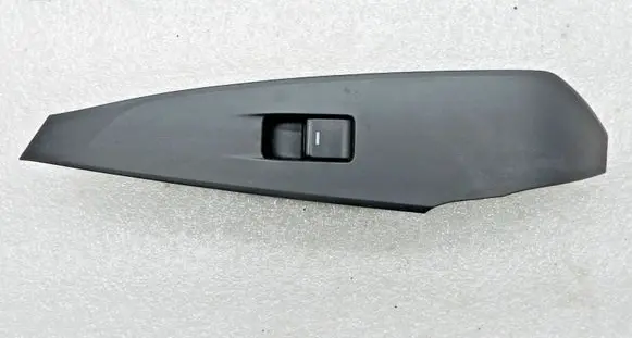 Mazda 6 Electric window control switch GHP9685L1B02 GLF166380A