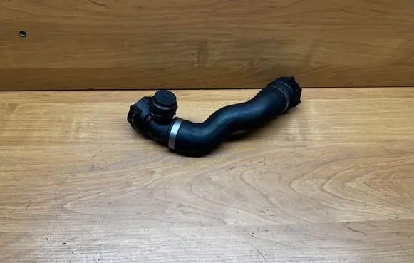 BMW 7 F01 F02 F03 F04 Engine coolant pipe/hose 7800101 2064410378