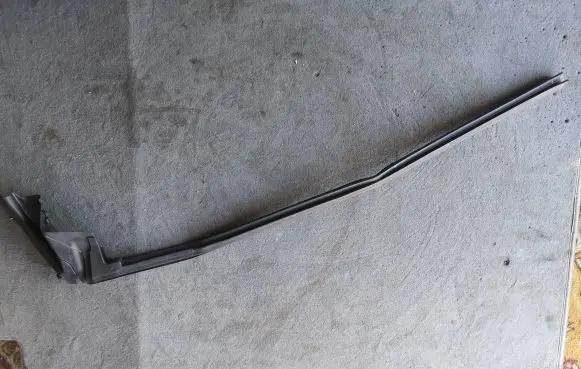 BMW 4 F32 F33 Rubber seal front coupe door window 7279736 E3036002 1112115144