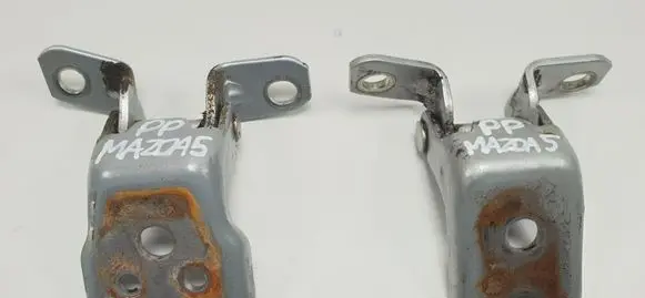 Mazda 5 Rear door hinge set 