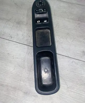 Peugeot 307 Electric window control switch 53289702 53269706
