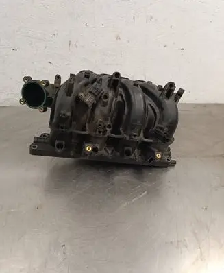 Opel Astra J Intake manifold 2902001699 2900316679 0261230146