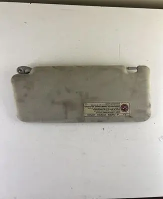 Toyota Hilux (AN10, AN20, AN30) Sun visor