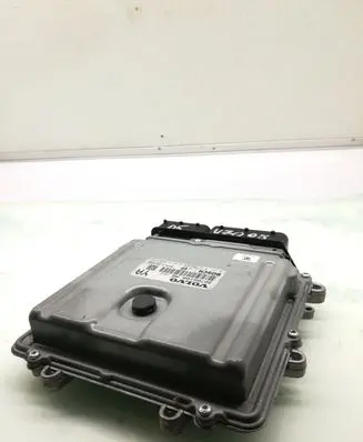 Volvo V70 Engine control unit/module 30785100AB 0281012