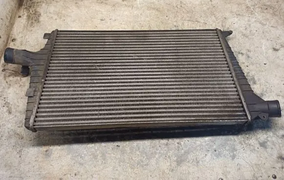 Audi A6 S6 C5 4B Intercooler radiator 0281002326