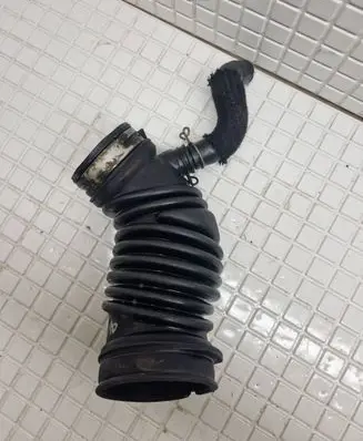 Toyota Avensis T270 Intercooler hose/pipe