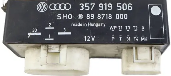 Volkswagen PASSAT B4 Coolant fan relay 357919506 898718000