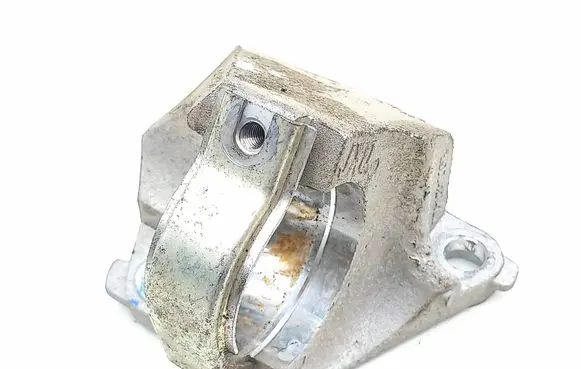 Renault Captur II Driveshaft support bearing bracket 347742142R
