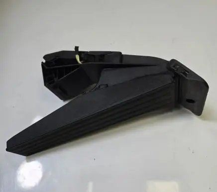 BMW 5 F10 F11 Accelerator throttle pedal 3542686078401 25916010 0405A