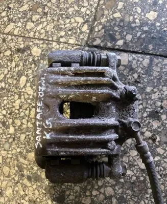 Hyundai Santa Fe Rear brake caliper
