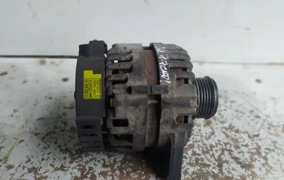 Hyundai i40 Generator/alternator 2609674 373002A800
