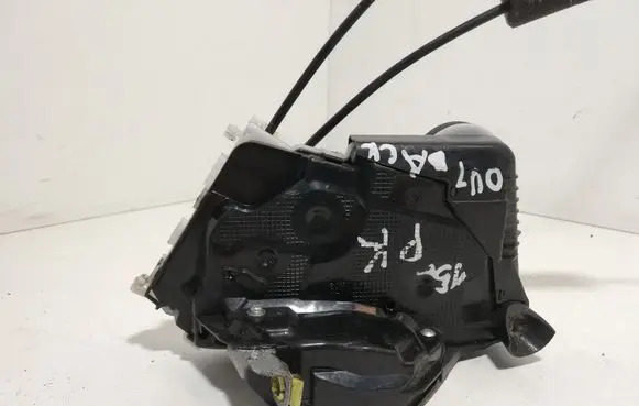 Subaru Outback (BS) Front door lock T8311180F3 141118
