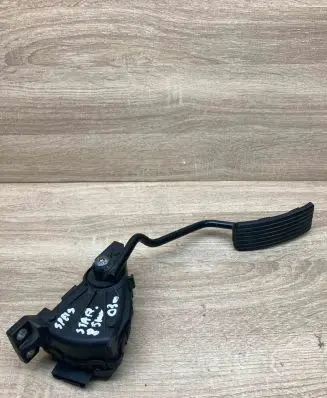 Volvo S40, V40 Accelerator throttle pedal 30865642 6PV008301