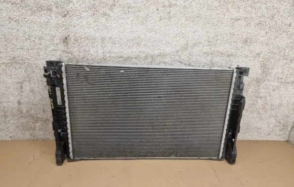 BMW 7 G11 G12 Coolant radiator 8576506