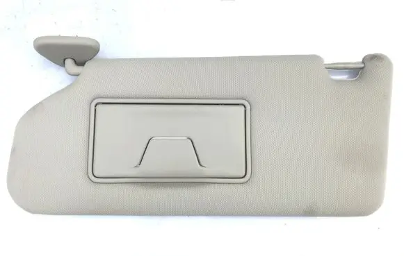Mitsubishi Outlander Sun visor