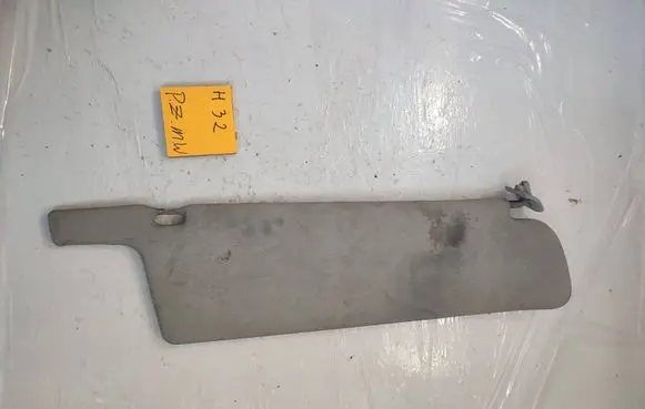 Volkswagen PASSAT B5 Sun visor 89464664