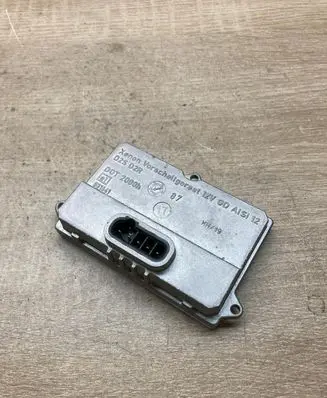 BMW X5 E53 Headlight ballast module Xenon 5DV008290 5DV00829000 D2SD2R