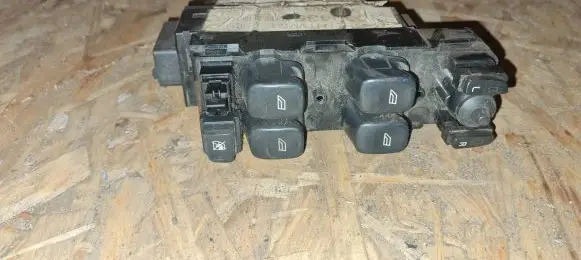 Volvo XC90 Electric window control switch 30658146