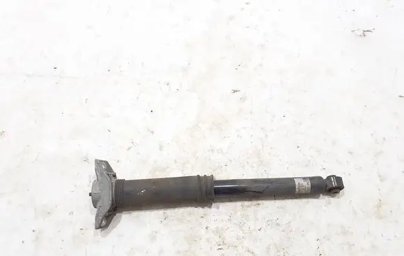 Nissan Qashqai J12 Rear shock absorber/damper 562106UM3A