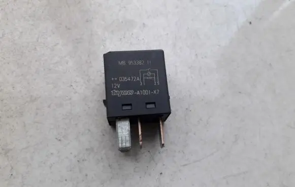 Mitsubishi Space Star Other relay mb953382 mb9533821i