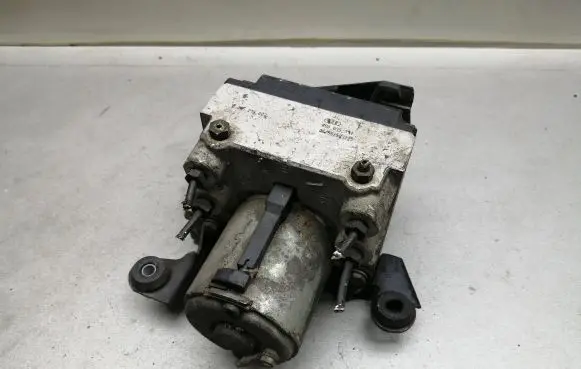 Audi A4 S4 B5 8D ABS Pump 8D0614111 0265214002