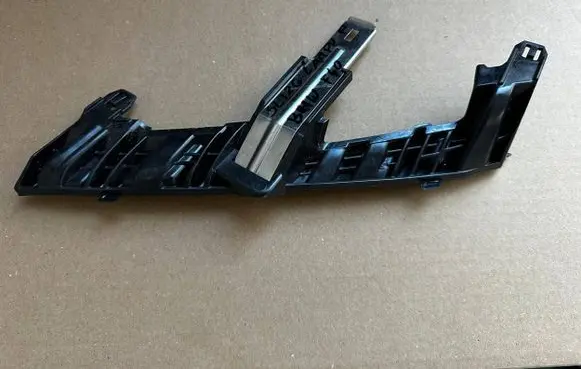 BMW 1 F40 Headlight/headlamp mounting bracket 9448108