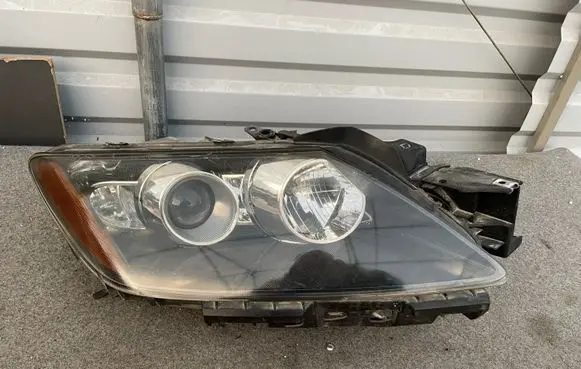 Mazda CX-7 Headlight/headlamp