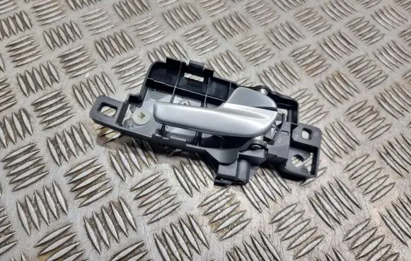 Ford Mondeo MK IV Rear door interior handle 6M21U22600 7S71A22600