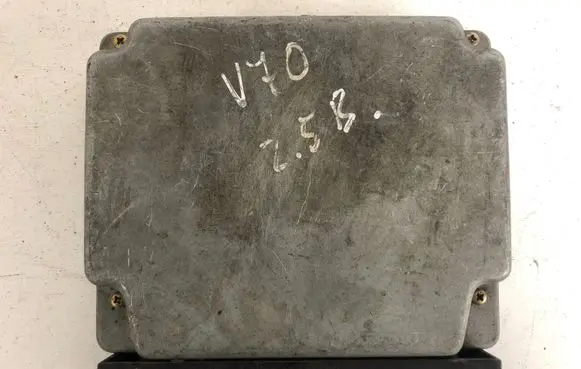 Volvo V70 Engine control unit/module MB0797008890 0000092455