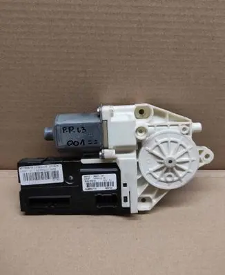 Renault Laguna III Front door electric window regulator 807300001R 978934015