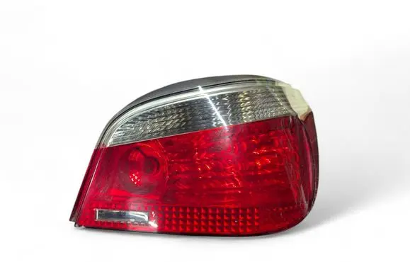 BMW 5 E60 E61 Rear/tail lights 6910768