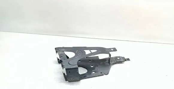 BMW 5 F10 F11 Headlight/headlamp mounting bracket 08499