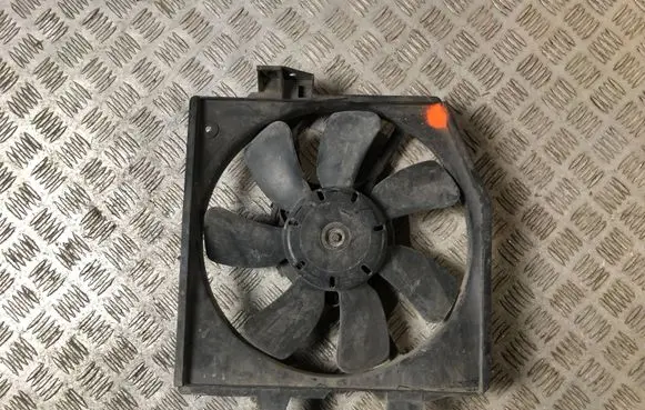 Mazda Premacy Radiator cooling fan shroud
