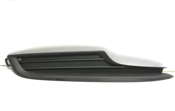 Volkswagen Golf VII Front bumper lower grill 5G0853666