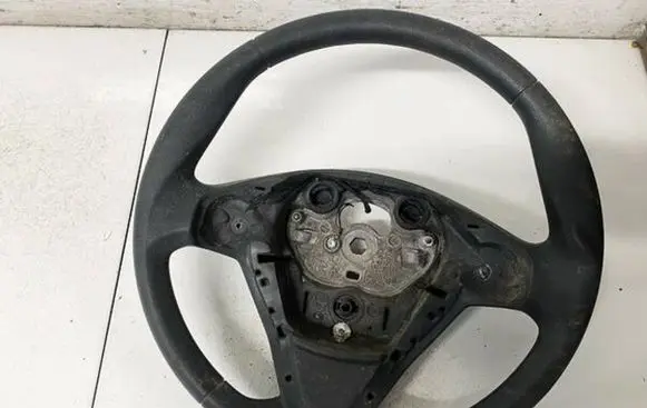 Ford Fiesta Steering wheel 62146117A