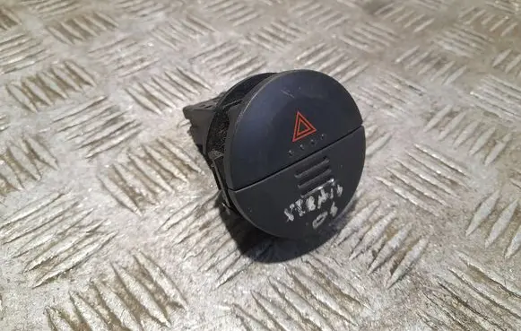 Nissan X-Trail T30 Hazard light switch 06016