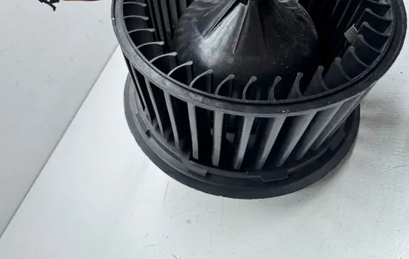 Seat Cordoba (6K) Heater fan/blower M12 TG26